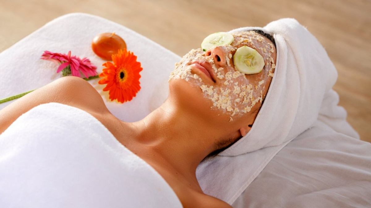 Esta mascarilla casera de avena y miel le brindará a tu piel un increíble glow. Esta mascarilla casera de avena y miel le brindará a tu piel un increíble glow.