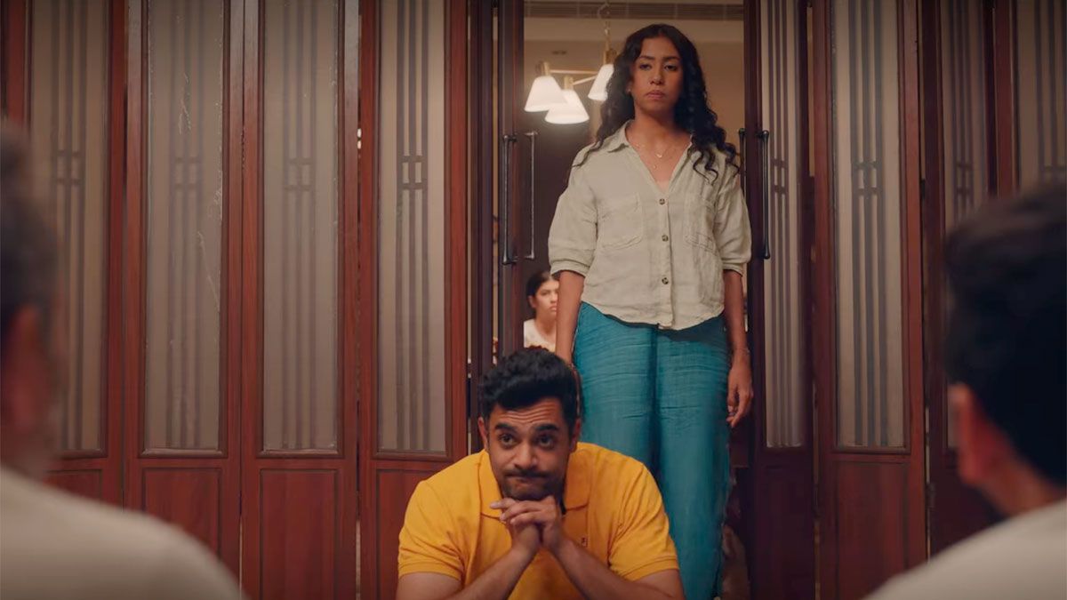 Summer Shesha y Hamza Haq protagonizan esta comedia saudí. Summer Shesha y Hamza Haq protagonizan esta comedia saudí.