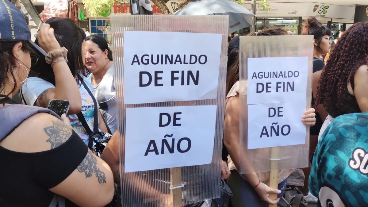 Imágenes de la marcha del Polo Obrero de fines de noviembre en Mendoza. Por ese hecho, la Municipalidad multó a la entidad con $454.000.