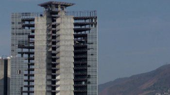 Desalojaron en Venezuela la favela vertical más grande del mundo