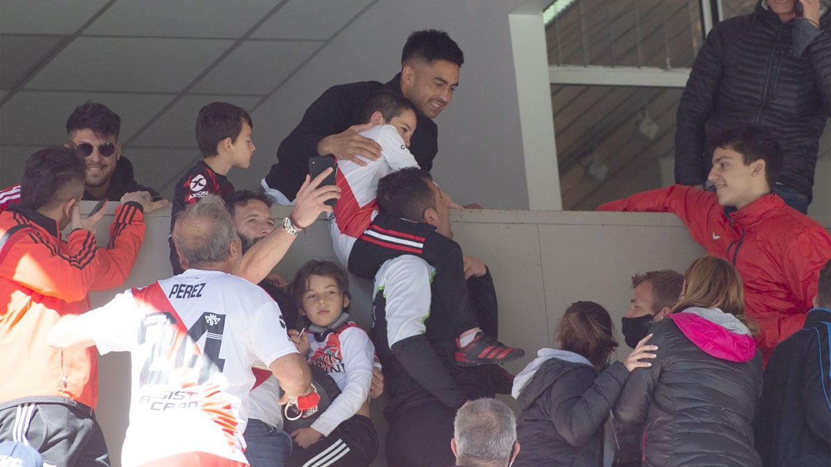 El Pity Martínez se llevó toda la ovación en el Monumental