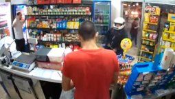 Robó un negocio