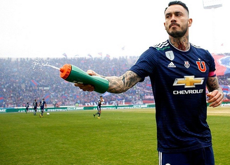Fleming: Esperemos que Pinilla recapacite