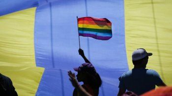 Cuba: mujer con pareja homosexual recibió la custodia de sus nietos