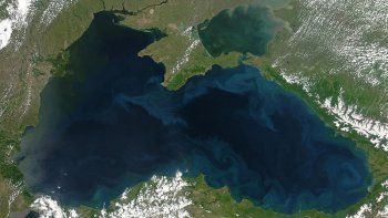 Hallaron en el mar Negro los más antiguos restos intactos de un barco