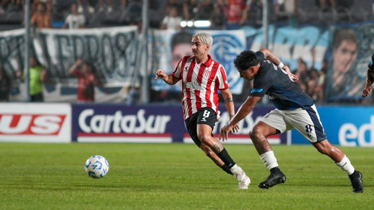 Luis Sequeira en el partido frente a Estudiantes de La Plata. Foto: Axel Lloret/UNO. Luis Sequeira en el partido frente a Estudiantes de La Plata. Foto: Axel Lloret/UNO.