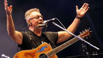 León Gieco llega con un concierto único en el Teatro Plaza