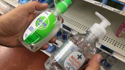 Defensa del Consumidor emplazó a farmacias y súper a retrotraer el precio y asegurar stock del alcohol en gel