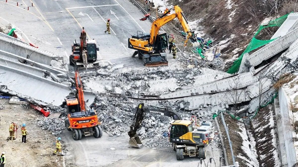 Colapsó un puente en construcción en Corea del Sur: 4 personas murieron y 6 están heridas