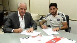 Milton Casco renovó su contrato con River
