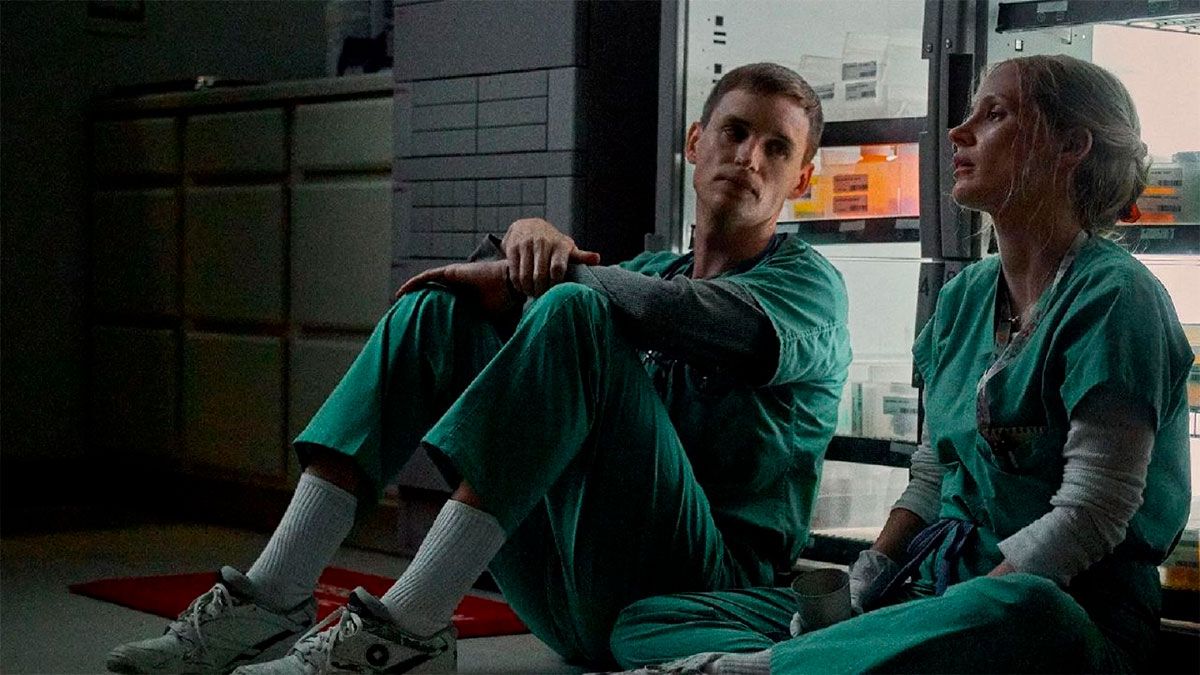 Los ganadores del Óscar Jessica Chastain y Eddie Redmayne protagonizan este aterrador thriller de Netflix basado en hechos reales.