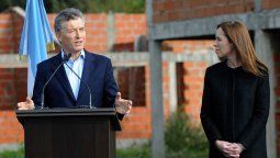 Macri hizo tentar a los asistentes a un acto al afirmar que el baño es un momento de reflexión