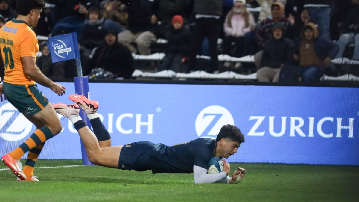 El try de Mendy fue lo mejor de Los Pumas en Mendoza.