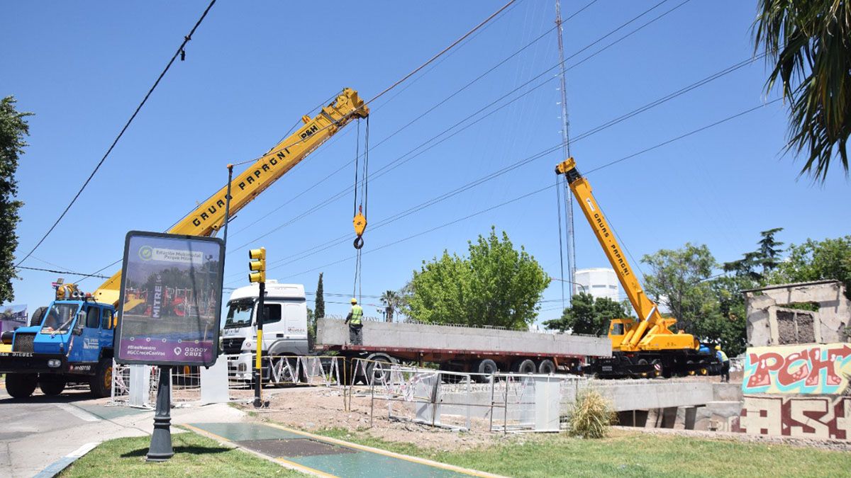 Las refacciones sobre el puente de Álvarez Thomas en Godoy Cruz