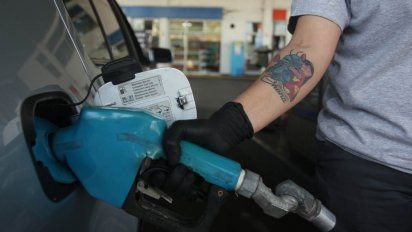 Las estaciones de servicio bajaron sus ventas.