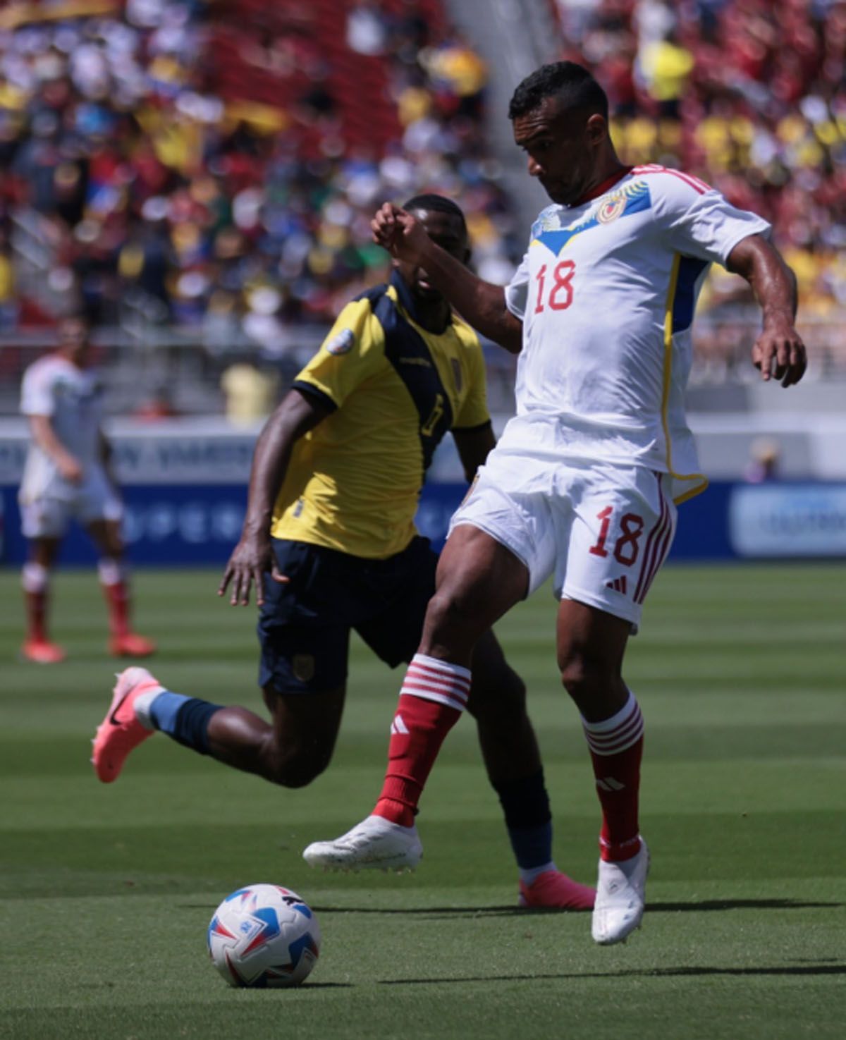 Venezuela lo dio vuelta ante Ecuador y empezó bien la Copa América 2024. Venezuela lo dio vuelta ante Ecuador y empezó bien la Copa América 2024.