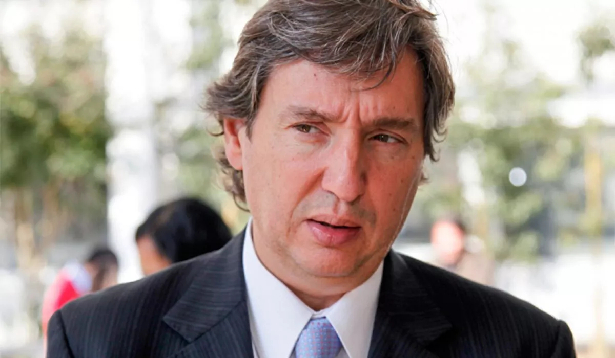 Emir Félix dejó terapia intensiva.