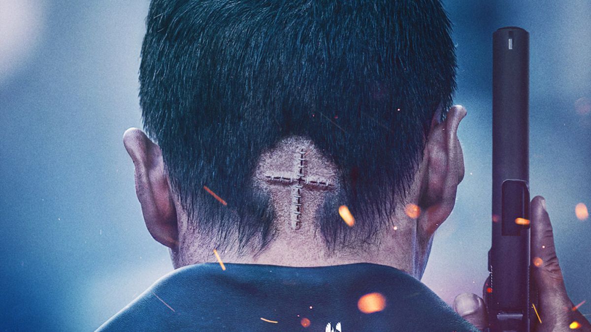 En la película de Netflix, Carter se despierta sin recordar nada