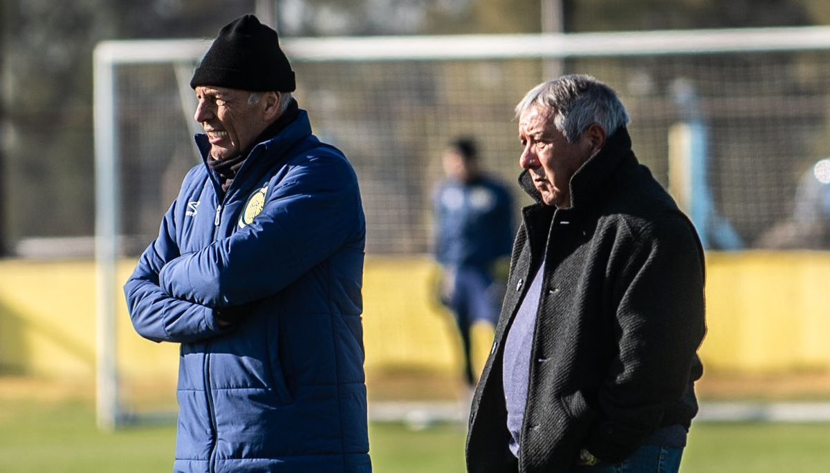 Russo con el Negro Palma, una gloria de Rosario Central.