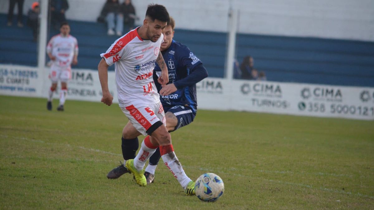 Huracán Las Heras tuvo una buena actuación a pesar de la derrota. Huracán Las Heras tuvo una buena actuación a pesar de la derrota.