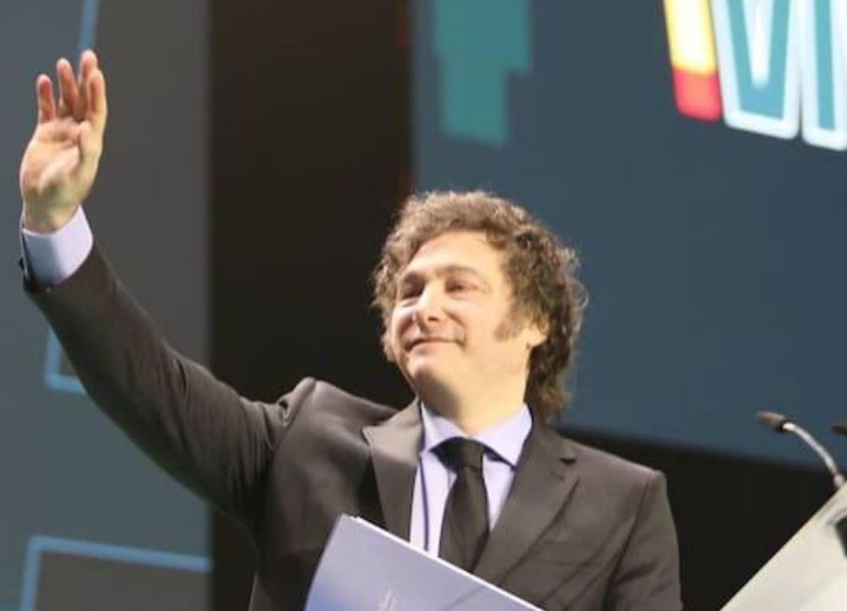 Javier Milei volverá a España dentro de un mes. Aseguran que no se reunirá con Pedro Sánchez, mandatario de ese país.