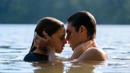 Josephine Langford y Hero Fiennes-Tiffin protagonizan la película. Imagen: Prime Video.