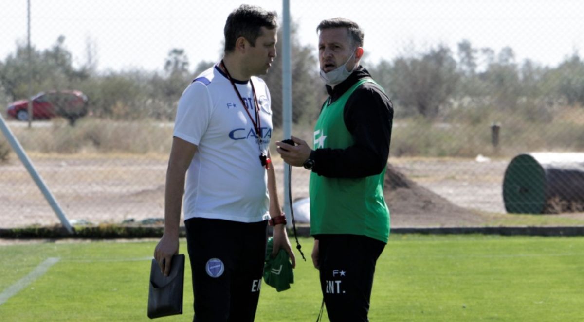 Diego Flores meter&iacute;a dos cambios en Godoy Cruz para afrontar la 11ma. fecha de la Liga Profesional de F&uacute;tbol.