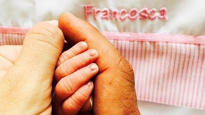 ¡Se le cae la baba! La primera foto de la hija del Cholo