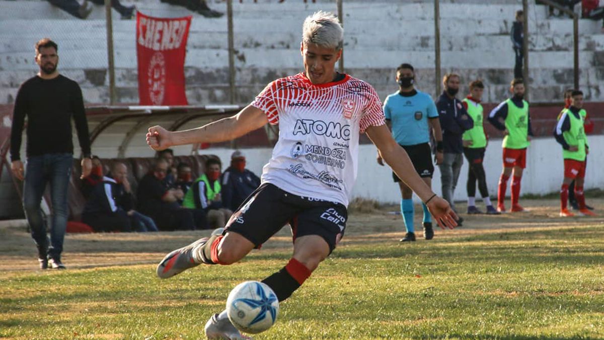 Martín Correa siguió los pasos de su papá en Huracán