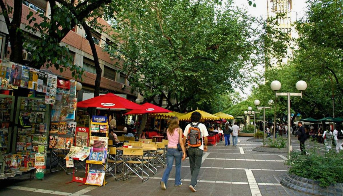 Semana Santa: qué pasará con el comercio en Mendoza el jueves 2 y viernes 3 de abril