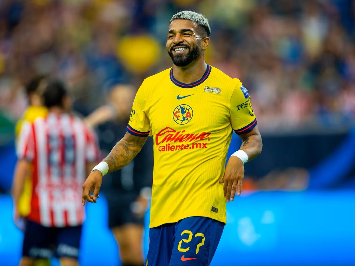 Rodrigo Aguirre, delantero del América de México, encendió las alarmas en la Liga MX. Rodrigo Aguirre, delantero del América de México, encendió las alarmas en la Liga MX.