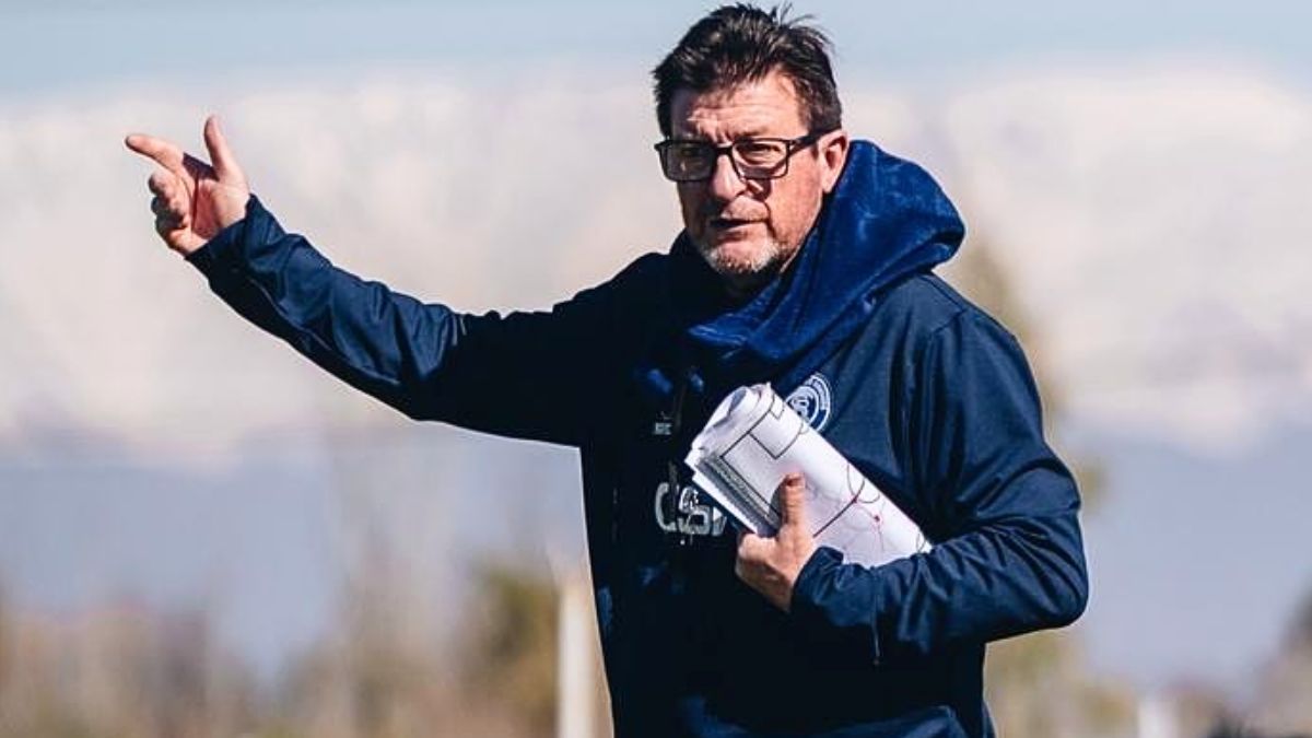 Alfredo Berti hará una modificación obligada para el encuentro entre Independiente Rivadavia y Lanús. Foto: Gentileza.&nbsp;