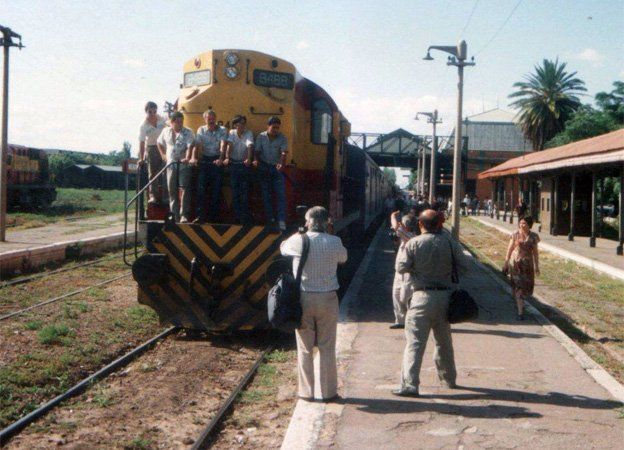 Difonso busca reactivar el ferrocarril de media distancia