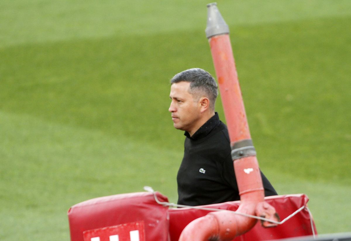 Con perfil bajo, Diego Flores generó un fuerte impacto como DT de Godoy Cruz en la Liga Profesional de Fútbol.