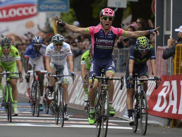 Giro de Italia: Ulissi, con Richeze como lanzador, se apoderó de la etapa más larga