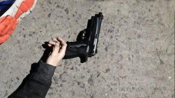 Un gendarme Uber mató a un delincuente que le apuntó con arma de juguete