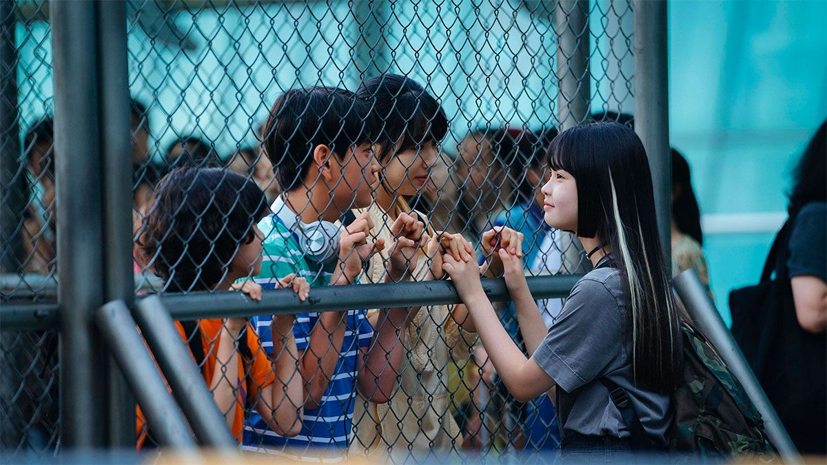 Adiós, Tierra es una serie drama de ciencia ficción. Adiós, Tierra es una serie drama de ciencia ficción.