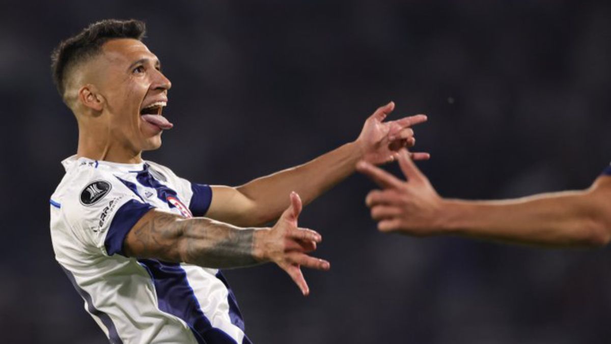 Rubén Botta aseguró con su gol en el complemento el triunfo de Talleres de Córdoba. Rubén Botta aseguró con su gol en el complemento el triunfo de Talleres de Córdoba.