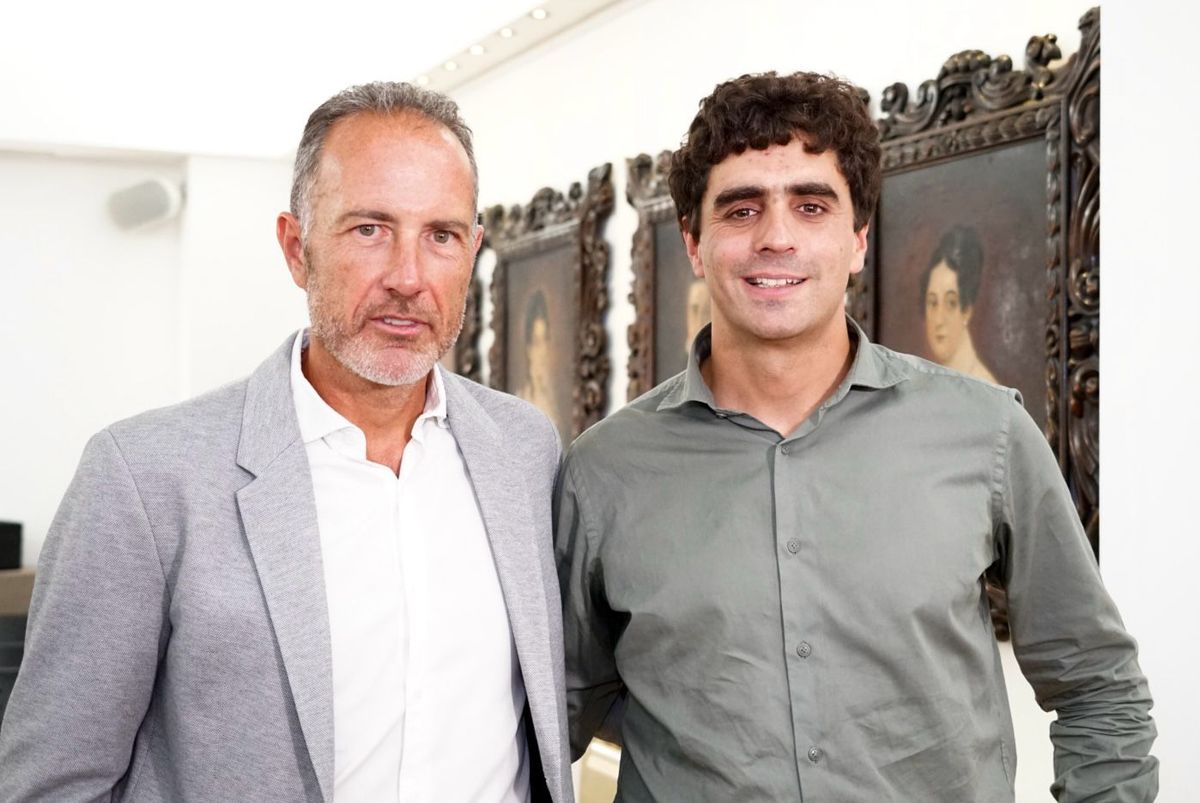 Ernesto Mancinelli es director de Desarrollo Comunitario en el Ministerio de Gobierno, encabezado por Natalio Mema. Ernesto Mancinelli es director de Desarrollo Comunitario en el Ministerio de Gobierno, encabezado por Natalio Mema.