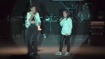 Soledad Pastorutti le cumplió el sueño a Luz Milagros, una cantante mendocina
