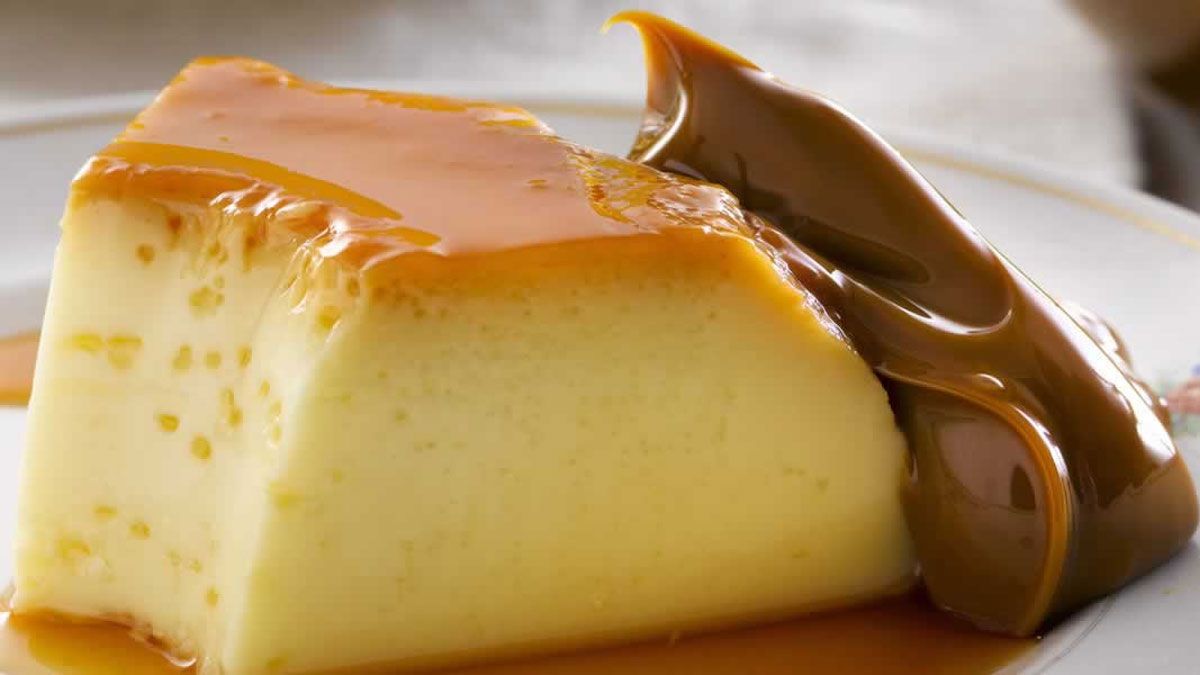 El dulce de leche es el aliado perfecto para acompañar esta exquisita receta de flan de huevo casero. El dulce de leche es el aliado perfecto para acompañar esta exquisita receta de flan de huevo casero.