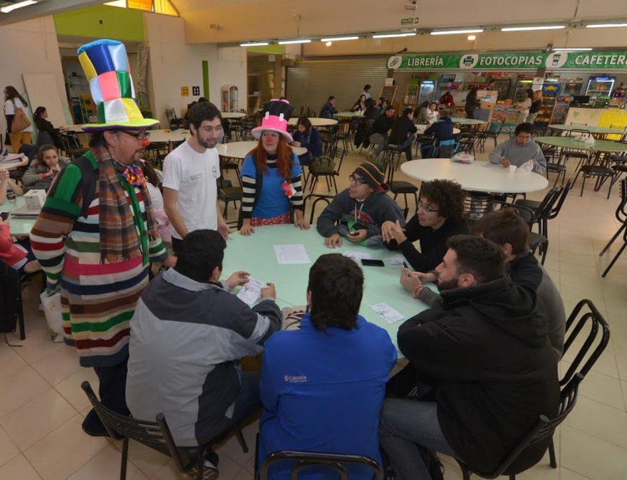 Buscan incorporar prácticas saludables a la vida universitaria