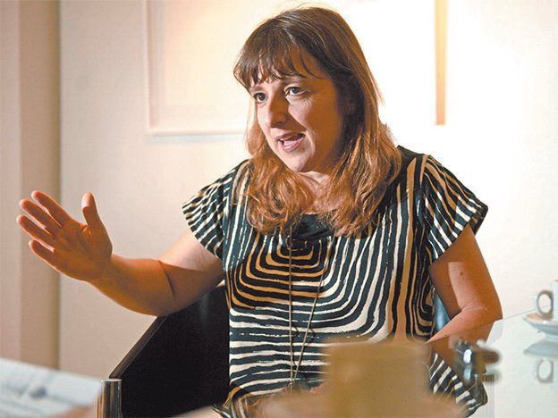 La hermana de Máxima expone sus obsesiones