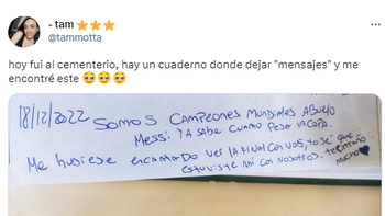 Fue al cementerio y encontró un mensaje que le destrozó el corazón
