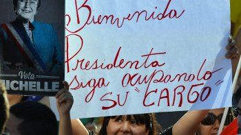 Chile impide hacer campaña electoral en las redes sociales