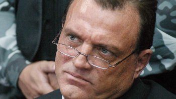 Un asesino que mató por celos y tiene domiciliaria salió a pasear cabras