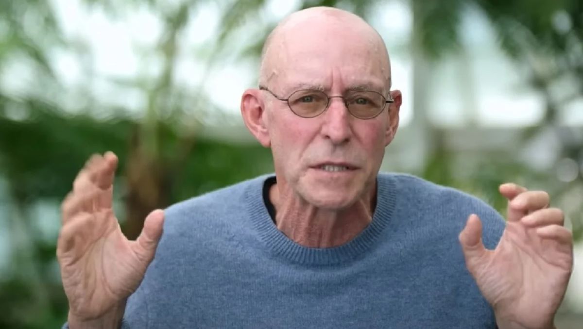 Michael Pollan es autor del libro y productor de la miniserie de Netflix Cómo cambiar tu mente