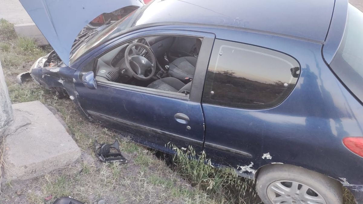 Fatal accidente frontal a escasos metros de la Destilería de Luján.