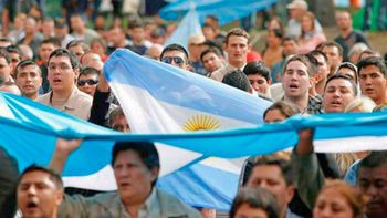 Día del Trabajador: el video viral que retrata la mística del laburante argentino Día del Trabajador: el video viral que retrata la mística del laburante argentino