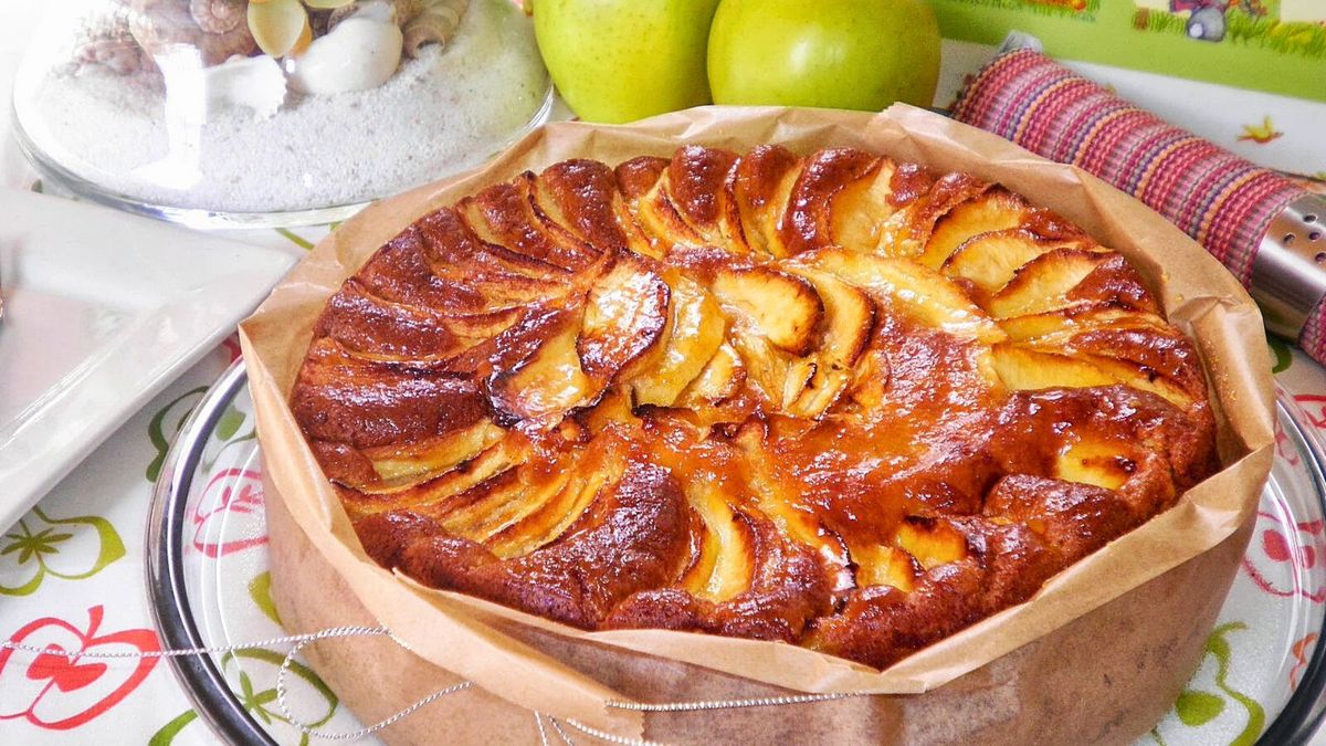 La torta matera de manzanas es una receta simple de elaborar y sabrosísima para el mate. Foto: gentileza misdulcesjoyas.